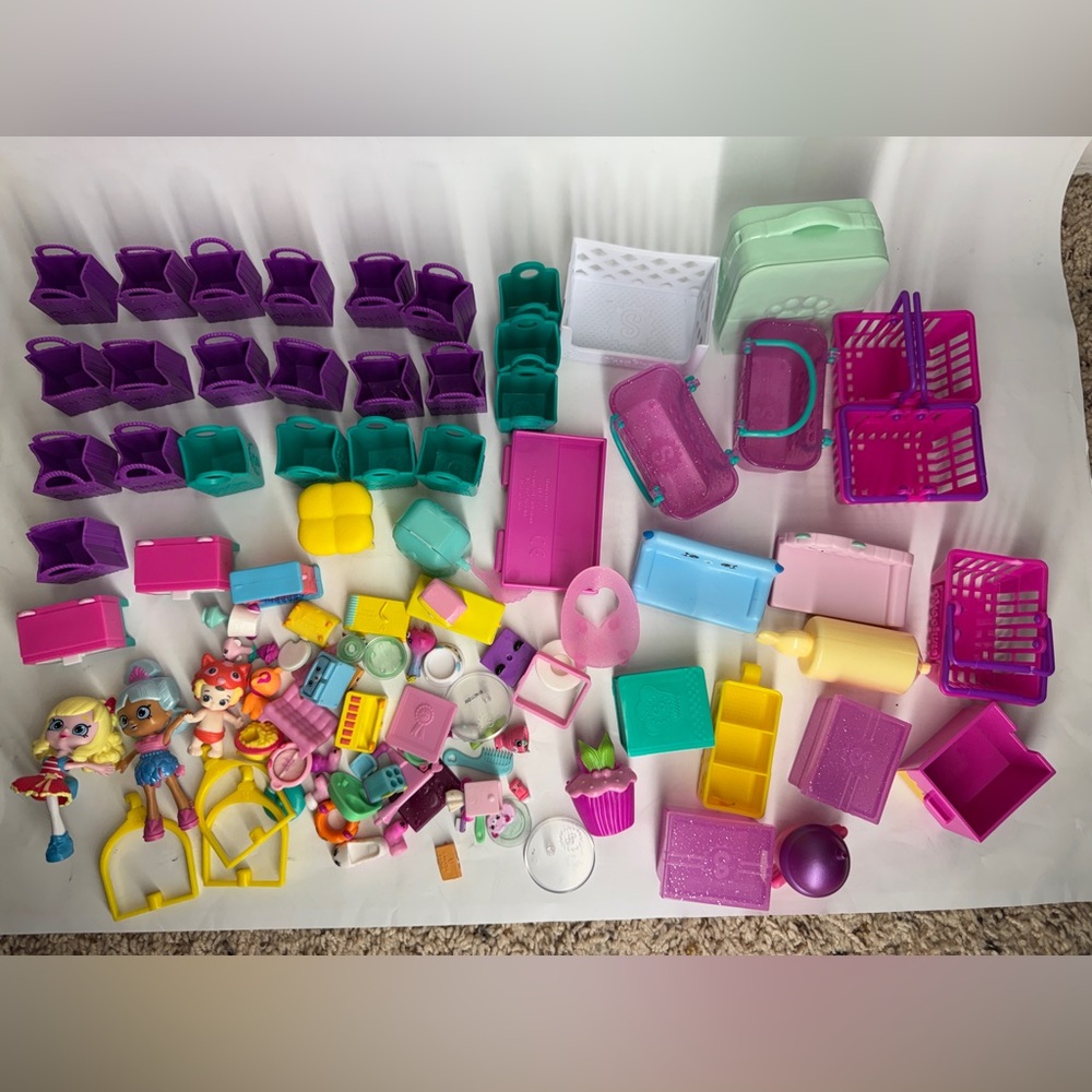 Shopkins accessories assorted toy lot